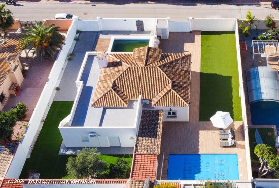  Villa en alquiler en Torrevieja (Alicante) 