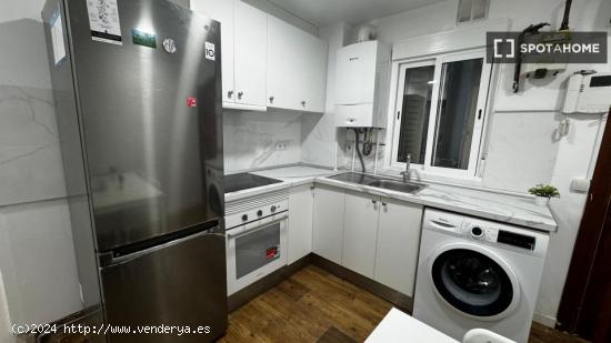 Habitación en piso compartido en madrid. - MADRID