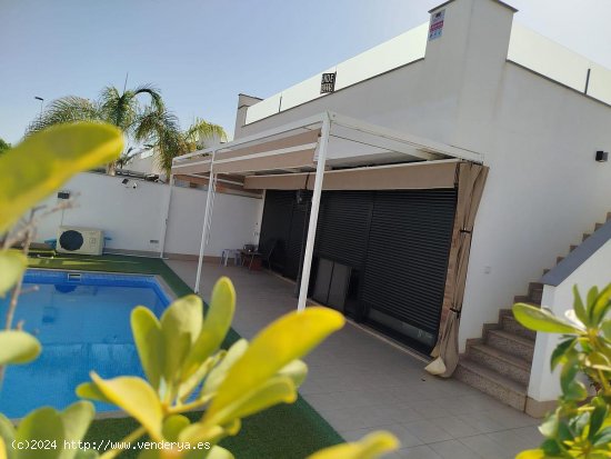 Villa en venta en San Pedro del Pinatar (Murcia)