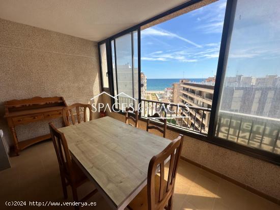 Paraíso junto al mar: Impresionante apartamento en el corazón de Mareny Blau - VALENCIA