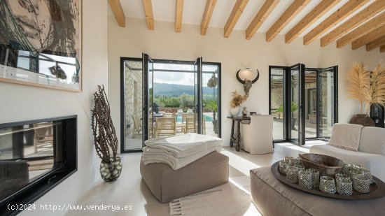 Casa en venta en Santa María del Camí (Baleares)