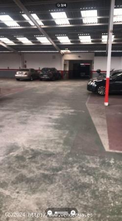 SE VENDE COCHERA EN CALLE JULIO PORALES CON PUERTA AUTOMATICA DE ACCESO - CASTELLON