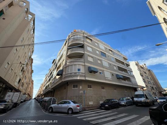 Fantástico ático con vistas despejadas y excelentes calidades - ALICANTE