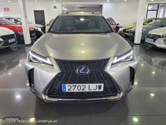 Lexus UX 2.0 F Sport de 2020 con 17.000 Km por 28.500 EUR. en Madrid