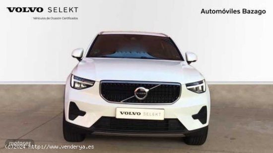 Volvo XC40 XC40 Core, T2 automatico, Gasolina de 2023 con 31.869 Km por 33.900 EUR. en Salamanca