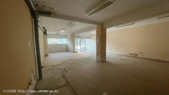 Local comercial en venta en el centro de Castelldefels - BARCELONA