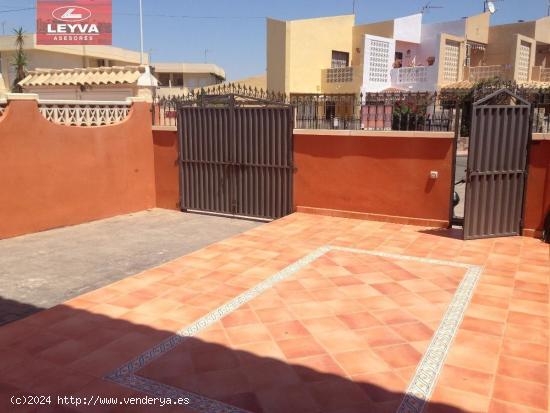 DUPLEX SEMI NUEVO EN BAHIA - MURCIA