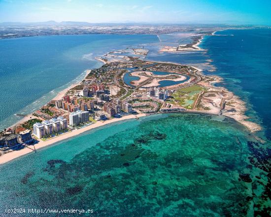 ¡Sumérgete en el estilo de vida definitivo frente al mar en La Manga del Mar Menor! - MURCIA