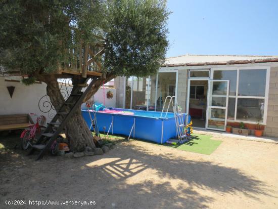 CHALET INDIVISO EN LOS LLANOS - CADIZ