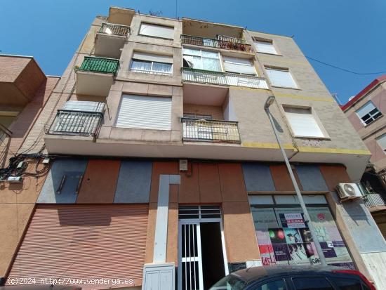 OPORTUNIDAD, SE VENDE ESTUPENDO PISO EN LOS DOLORES. - MURCIA