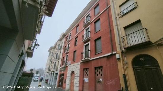 Garaje en venta en calle Independencia, León. - LEON