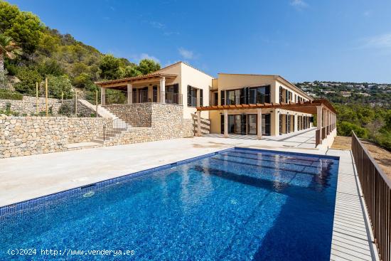 Excelente Villa en el Puerto de Andratx - BALEARES