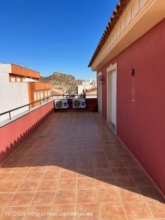 Ático con gran terraza junto al centro de Puerto Lumbreras - MURCIA