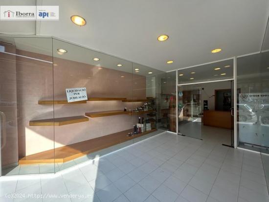 LOCAL COMERCIAL DE 145m2 EN PLAZA LLUIS COMPANYS DE TORDERA - BARCELONA