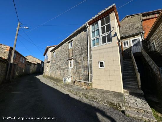 CASA DE PIEDRA A 13 KM DE LA RIBEIRA SACRA - ORENSE