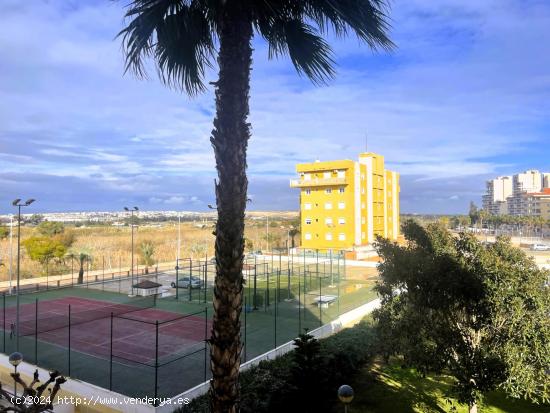 Fantástico Apartamento en la zona del Puerto Deportivo, Guardamar del Segura (Alicante) - ALICANTE