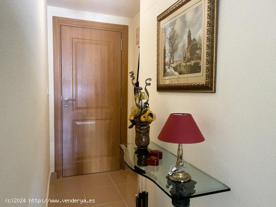 Fantástico Apartamento en la zona del Puerto Deportivo, Guardamar del Segura (Alicante) - ALICANTE