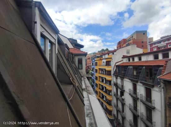 PISO EN EL CASCO VIEJO PARA REFORMAR A TU GUSTO - VIZCAYA