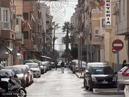 Acogedor apartamento con excelente distrubicion de espacios y muchísima luz natural - ALICANTE