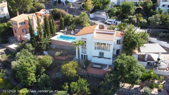 Villa en venta en Orba (Alicante)