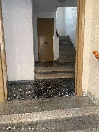 Estupendo piso en zona estudiantil para reformar - Salamanca