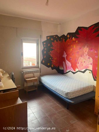 Estupendo piso en zona estudiantil para reformar - Salamanca