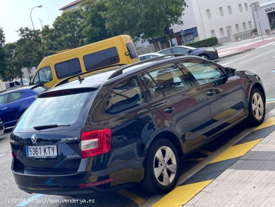 SKODA Octavia Station Wagon en venta en Pamplona/IruÃ±a (Navarra) - Pamplona/IruÃ±a