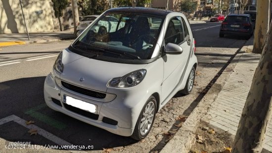 Smart Fortwo Coupe MHD Pasion 52 de 2011 con 145.000 Km por 5.500 EUR. en Barcelona