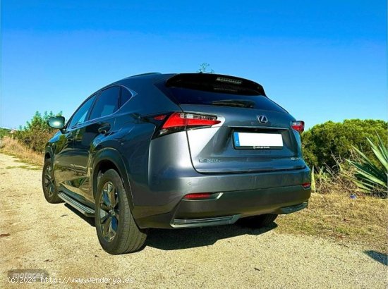 Lexus NX 300h F Sport -Full de 2016 con 110.000 Km por 26.600 EUR. en Barcelona