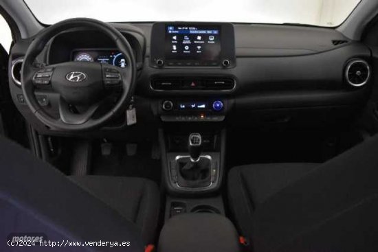 Hyundai Kona 1.0 TGDI Maxx 4x2 de 2023 con 11.920 Km por 19.900 EUR. en Murcia