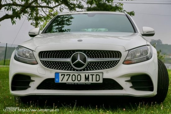 Mercedes Clase C 300 de hibrido enchufable de 2019 con 85.000 Km por 32.000 EUR. en Asturias