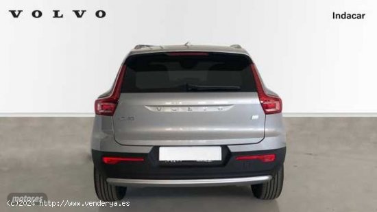 Volvo XC40 XC40 Recharge Core, T4 plug-in hybrid, Electrico/Gasolina, Bright de 2023 con 8 Km por 37