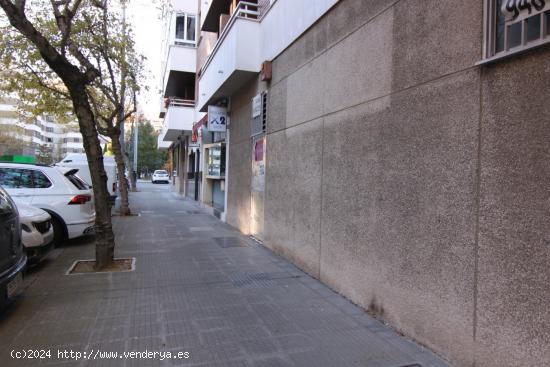 Ekiser alquila local en Iturrama Pamplona, con Licencia de Bar sin cocina - NAVARRA