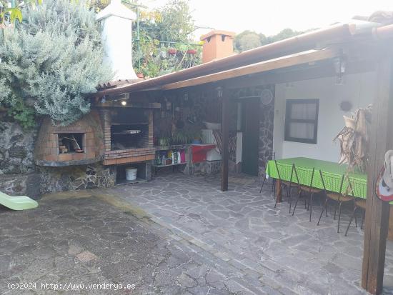 El Amparo (Icod): Se vende estupenda casa rural en muy buen estado - SANTA CRUZ DE TENERIFE