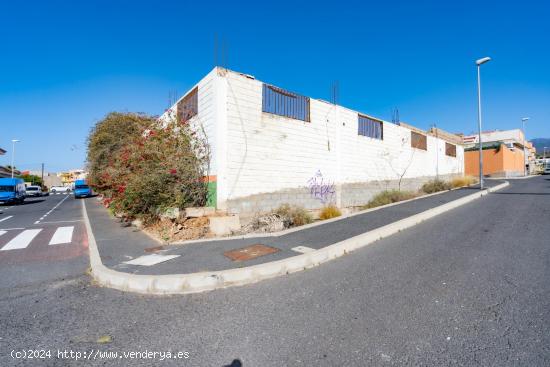 TERRENO URBANO PARA EDIFICIO DE 3 PLANTAS - SANTA CRUZ DE TENERIFE