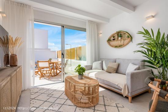 Bungalow de planta baja con jardín a la venta en Dolores - ALICANTE