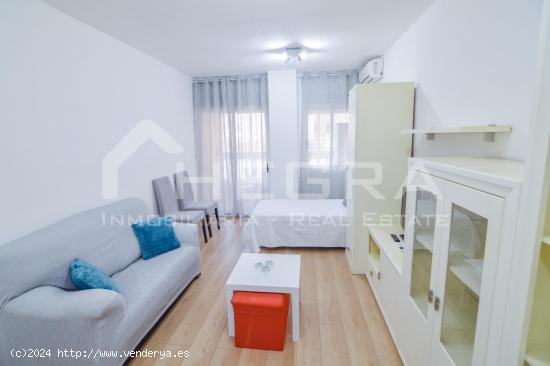 Se vende apartamento tipo estudio con piscina, orientación Sur, Playa del Cura. Torrevieja. - ALICA