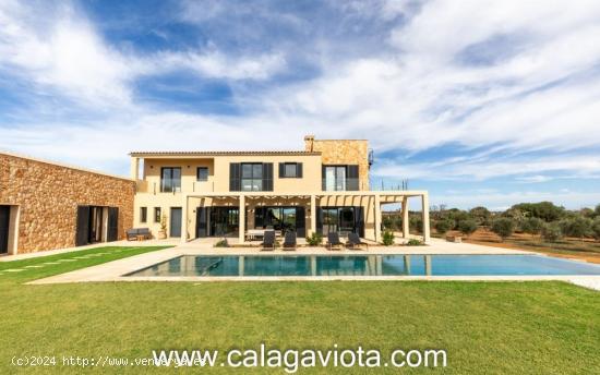 Exclusiva villa cerca de Ses Salines - BALEARES