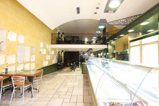 LOCAL CAFETERIA EN PLENO CENTRO DE EL VENDRELL - TARRAGONA