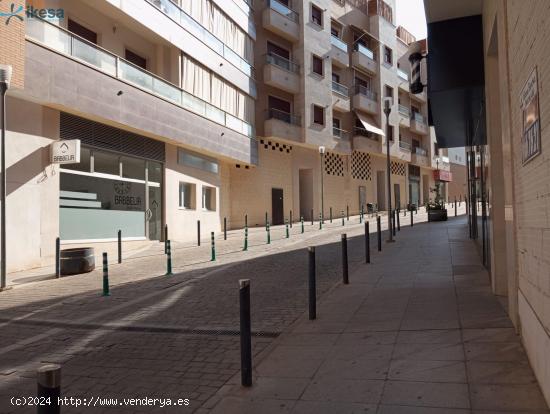 Venta de Local en el centro de Almendralejo - Badajoz - BADAJOZ