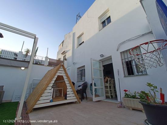  Venta de casa en Chiclana, Mayorazgo - CADIZ 