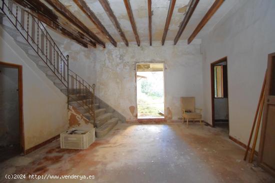 Casa para reformar  con garaje y jardín en Muro - BALEARES