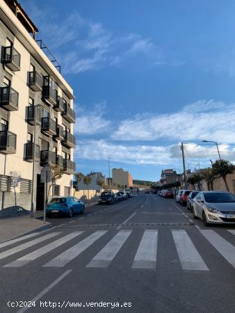 OPORTUNIDAD!!VENTA DE SUELO URBANO RESIDENCIAL EN CALLE VICENTE CERVERA 109 ASPE - ALICANTE