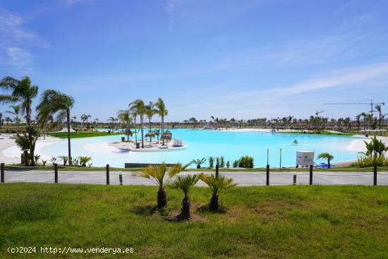 Piscina más grande de Europa en un resort único con apartamentos en planta baja en la Costa Cálid