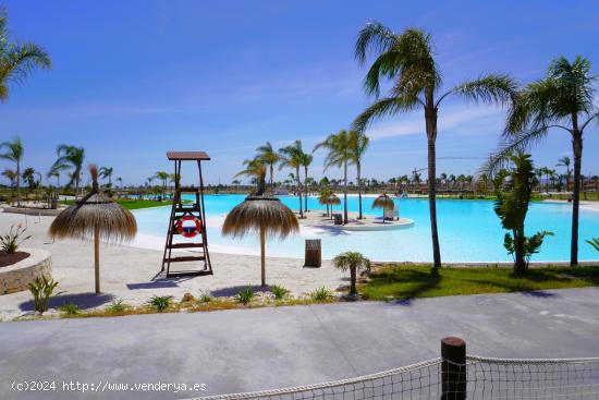 Piscina más grande de Europa en un resort único con apartamentos en planta baja en la Costa Cálid