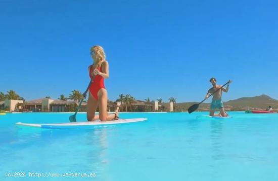 Piscina más grande de Europa en un resort único con apartamentos en planta baja en la Costa Cálid