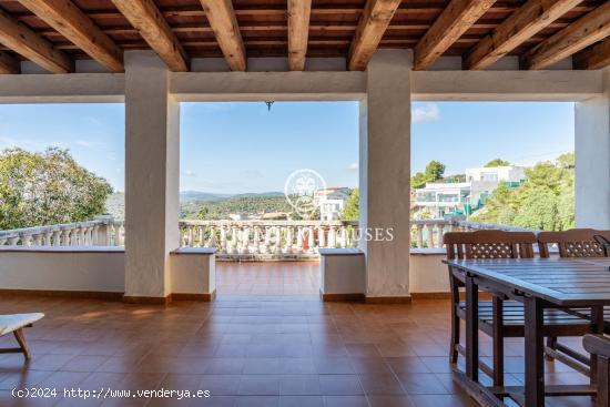 Casa con encanto y vistas en Quintmar - BARCELONA