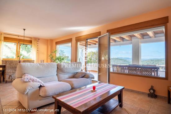 Casa con encanto y vistas en Quintmar - BARCELONA