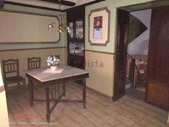 Casa adosada en venta en el centro de Cocentaina. - ALICANTE