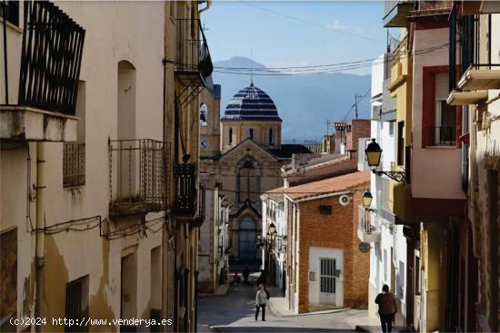 Casa de pueblo reformada en Beniarrés - ALICANTE